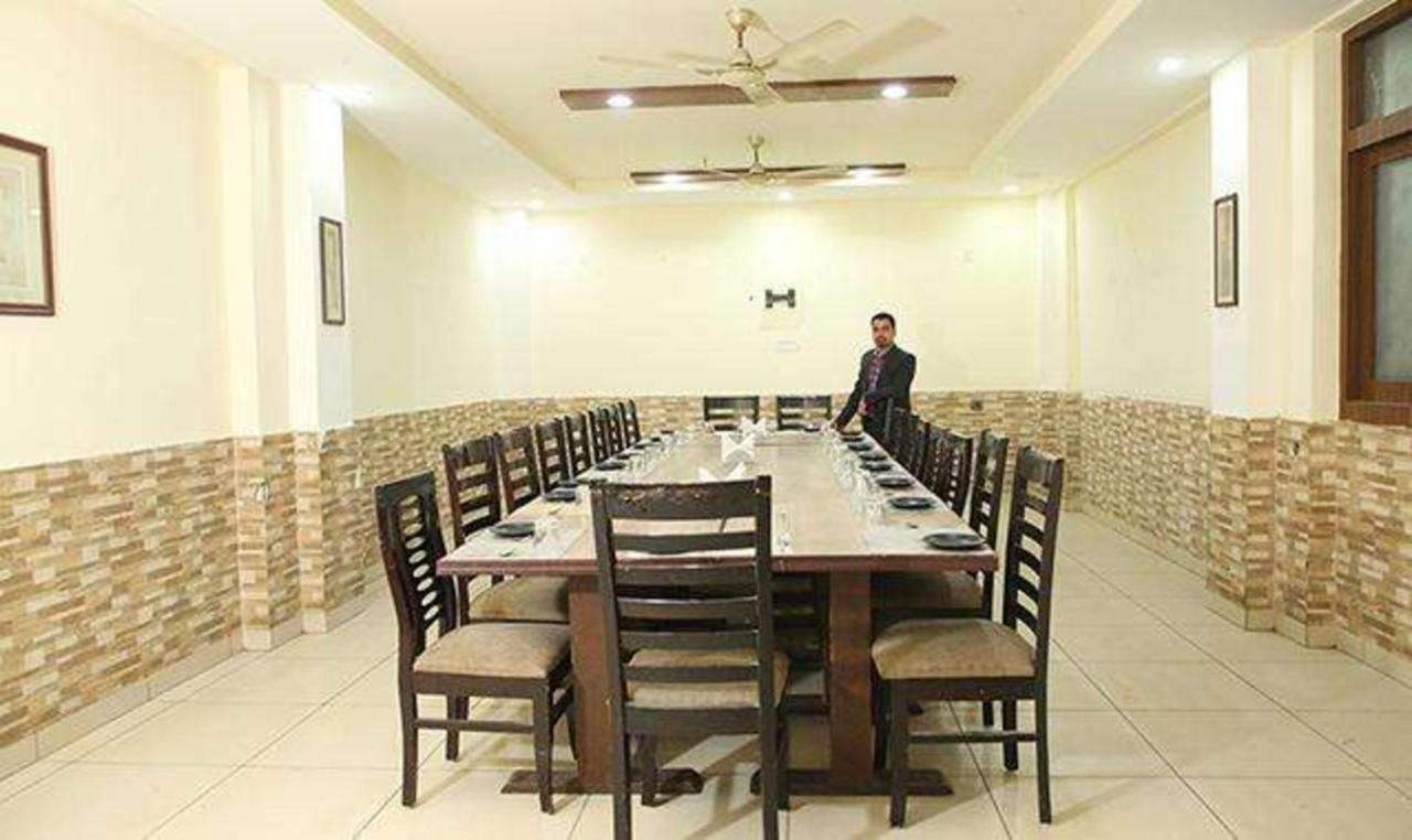 Fabhotel Corbett Inn Rudrapur Экстерьер фото