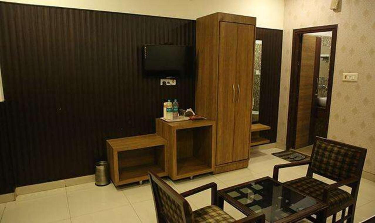 Fabhotel Corbett Inn Rudrapur Экстерьер фото