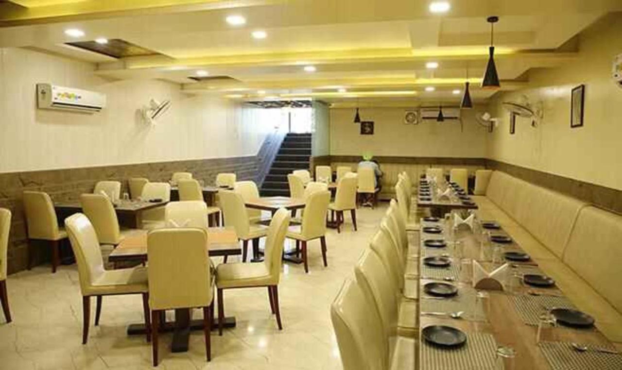 Fabhotel Corbett Inn Rudrapur Экстерьер фото